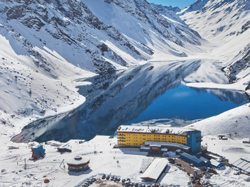Imagen referencial centros turísticos de la cordillera de los andes